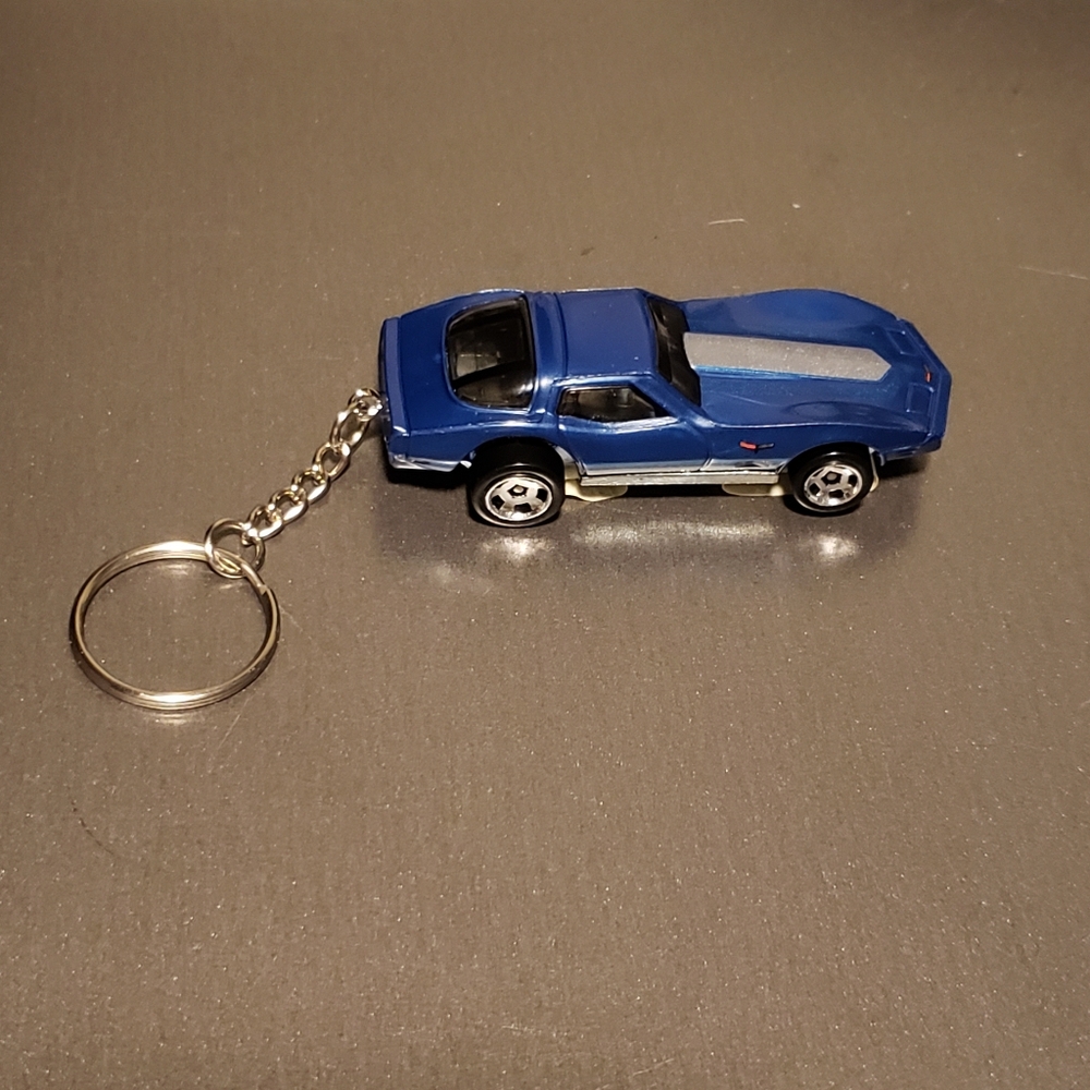 Surprise Hotwheels Keychains - Picture 7 of 10
